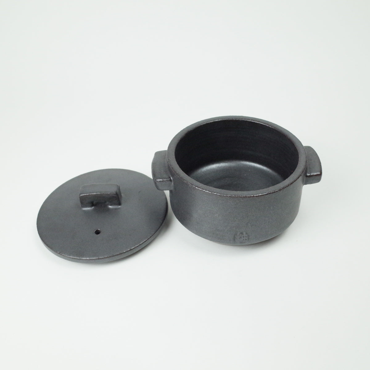 Top-down view of the MIM Seoiteul Multi-Purpose Pot highlighting its spacious interior.