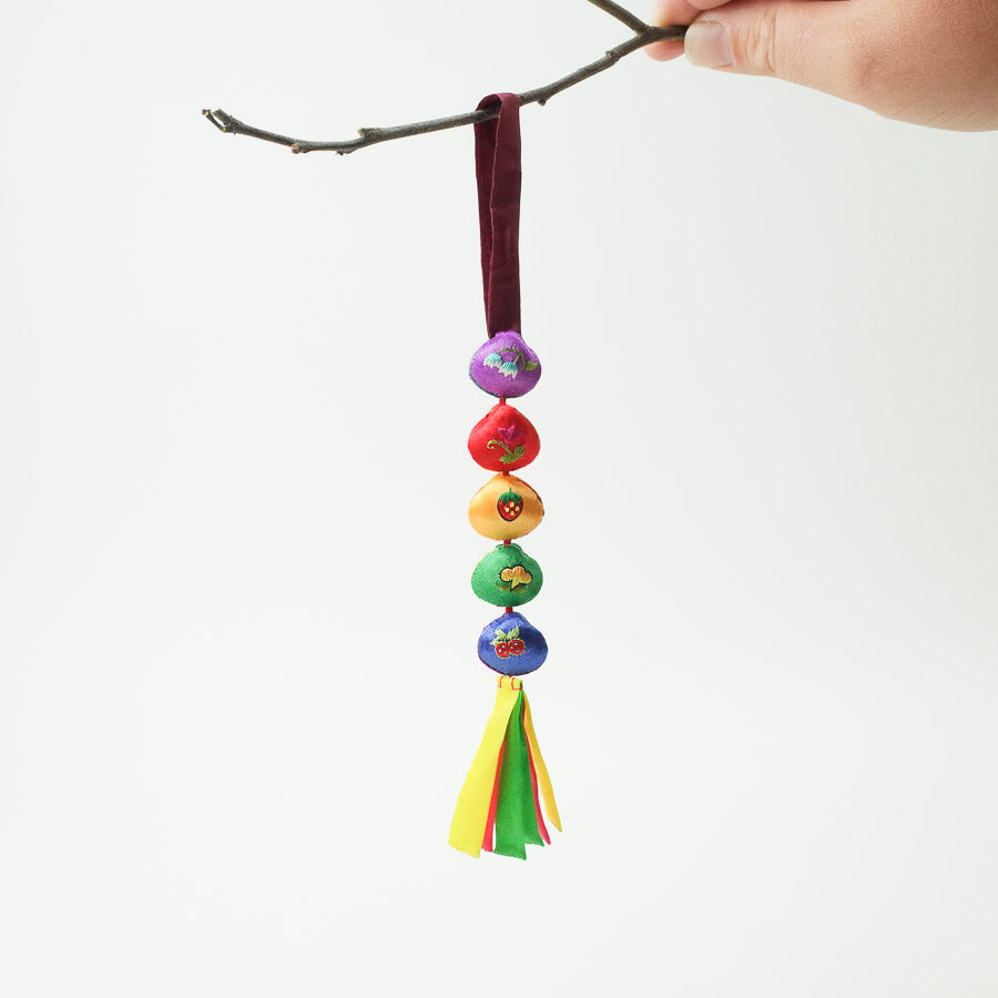 Seashell Charm Ornament - 조개 노리개 규방공예